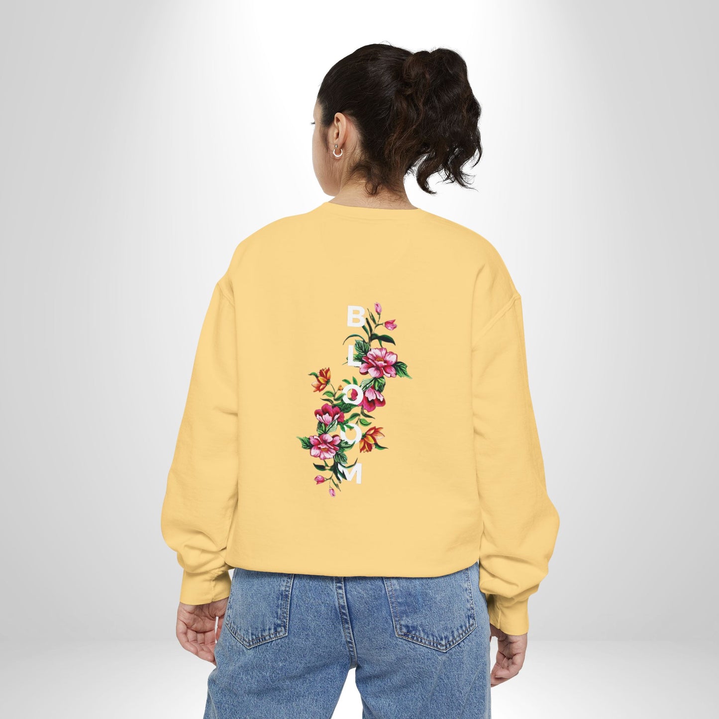Floral Sweatshirt - Cozy Gift for Her, Trendy Floral Design, Casual Outfit, Unique Fashion Piece, Perfect for Spring