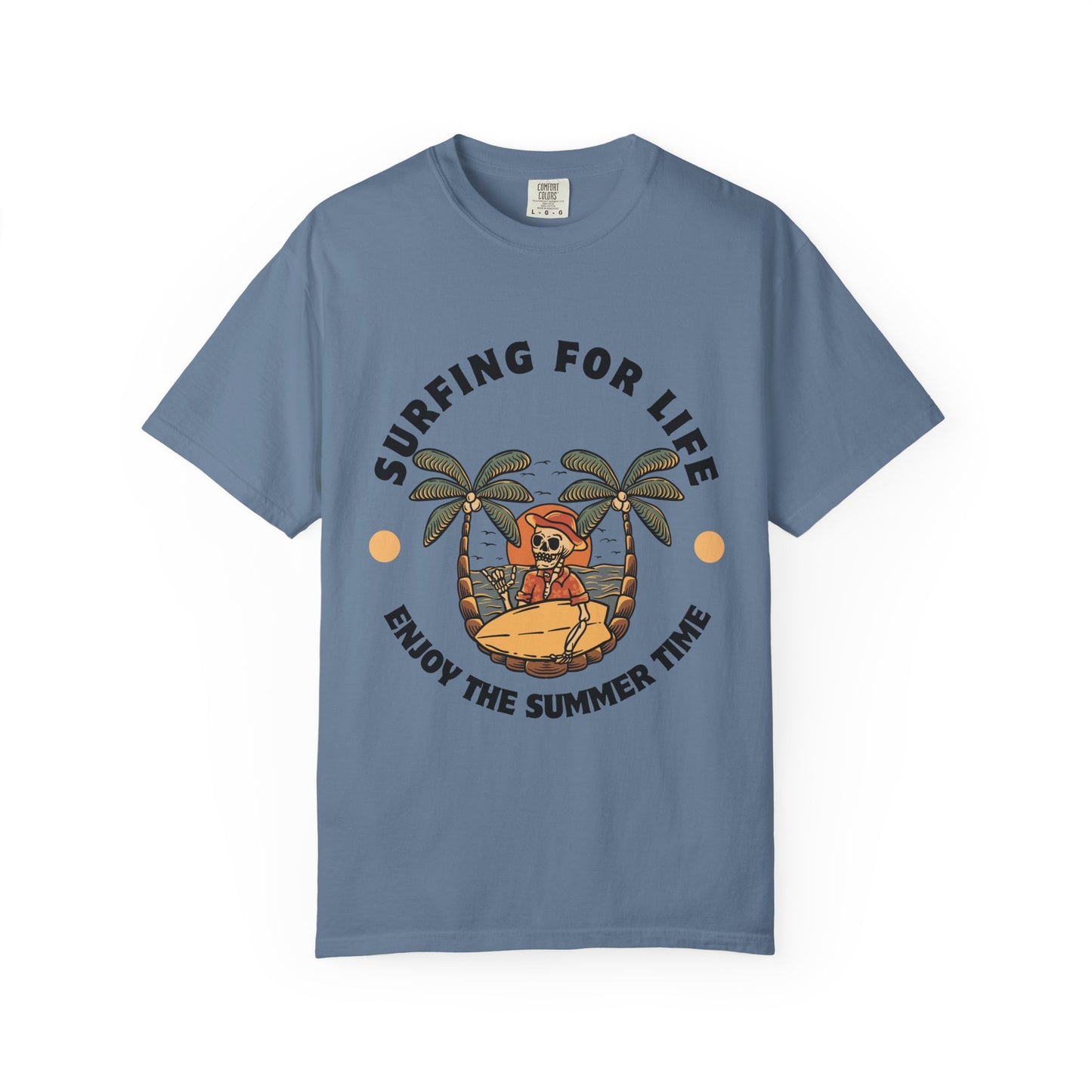 Summer Vibes Surfing Tee – Vintage Garment-Dyed Unisex T-Shirt for Beach Lovers"